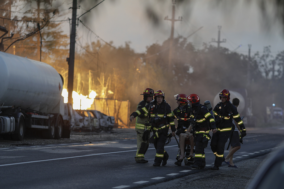 Katastrophe in Crevedia: Gas 40 Meter um Tankstelle